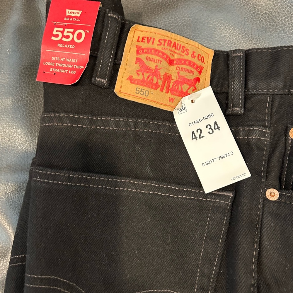 New Levi’s Jeans